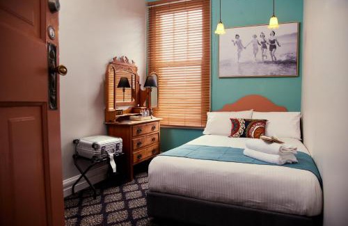 The Rocks Hotel | The Australian Heritage Hotel