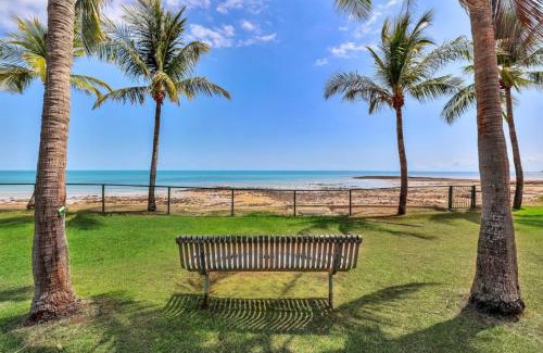 Rapid Creek Apartment | The Barra Retro 3 Bed Unit Walk To Foreshore