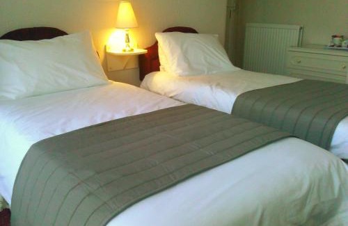 North Shore Bed & Breakfast | The Beaucliffe Hotel