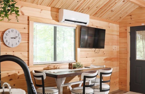 Mingoville Cabin | The Bellefonte Campground presents: Tiny Home | 1 Bedroom with HOT TUB