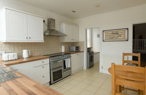 South Shore Apartment | The Bells HOT TUB on Private Terrace Apartments