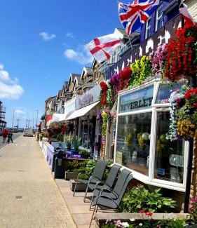 South Shore House | The Beverley Hotel