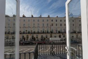 Warwick Hotel | The Beverley Hotel London - Victoria