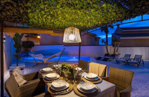 Rojales Villa | The Big Chill by Fidalsa