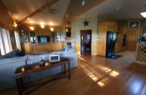 New Braunfels House | ★The BIG HAUS-Texas Oasis★nThe LARGEST HOUSE in Comal Co.!nWeddings, Events, etc