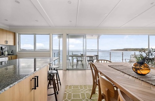Bundeena House | The Big House @ Ethel & Ode's