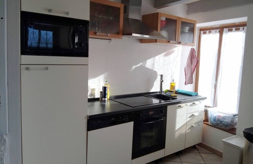 Celles-en-Bassigny House | The Blue Bumblebee in Langres and its 4 lakes