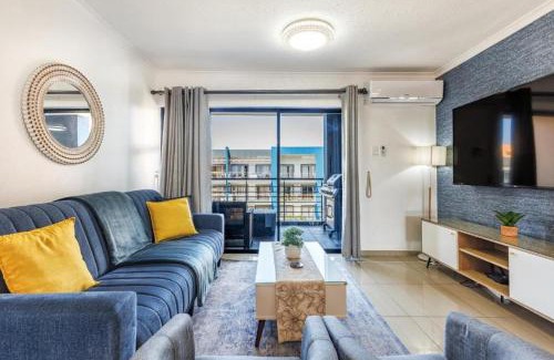 Umhlanga Ridge House | The Blue Horizon Modern Comfort Two Bedroom Umhlanga Ridge Apartment Sleeps 6