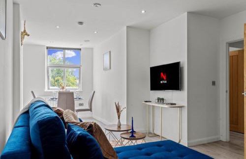 Leicester City Centre Apartment | The Blue Horizon Suite City Centre