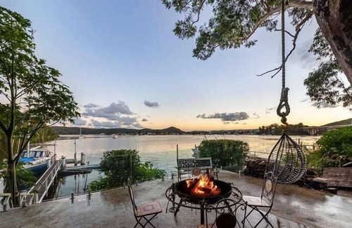 Daleys Point House | The Boatshed @ Daleys is for those who want to experience tranquil and uninterrupted views and acces