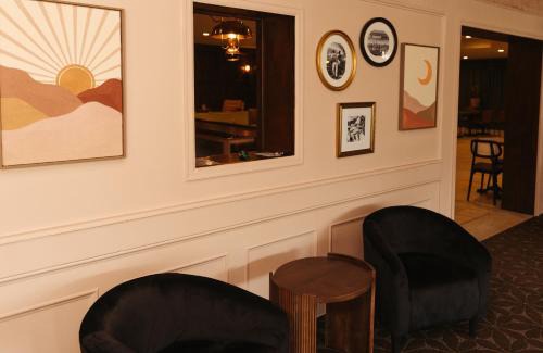 East Boulder Hotel | The Boulder Broker