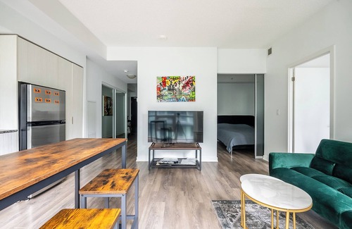 Bay Cloverhill Apartment | The Britt| Downtown Resort| Executive 2Bedroom 2 Bathroom