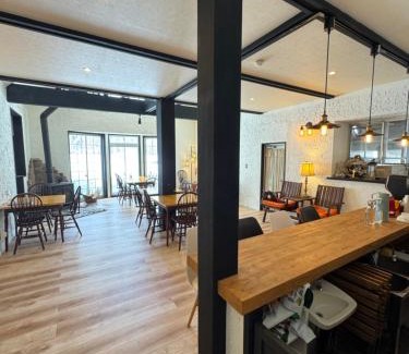 Kitaazumi-gun Bed & Breakfast | The Bunkhouse Hakuba by Mr T