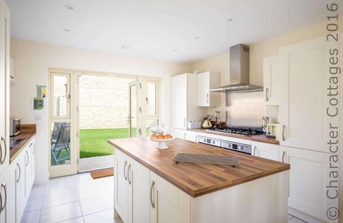 Bourton House | The Bybrook