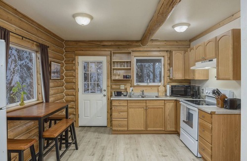 Fairbanks House | The Cabin in the Woods 2 森林小屋 2