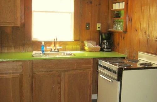 Crumpler Cabin | The Cabins at Healing Springs