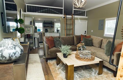 Blakely Apartment | The Cabins on Rockmine