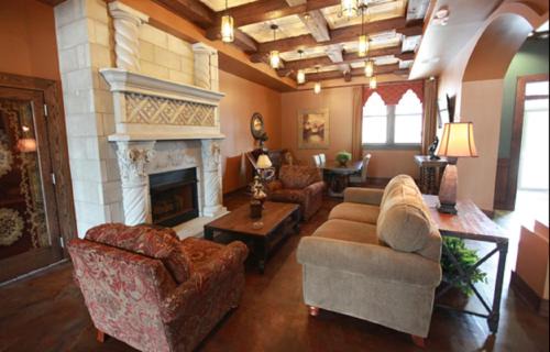 Tulsa Hotel | The Campbell Hotel