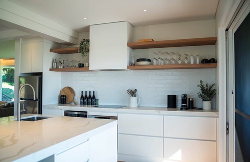 Willow Vale Villa | The Canopy - Crooked River Estate
