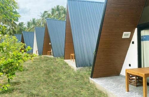 Embilipitiya Resort | The Castle Safari Cottage