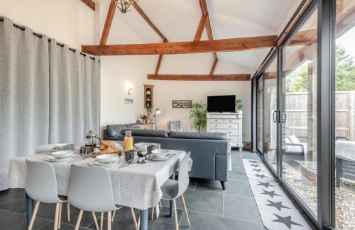 Wood Dalling House | The Cattle Barn