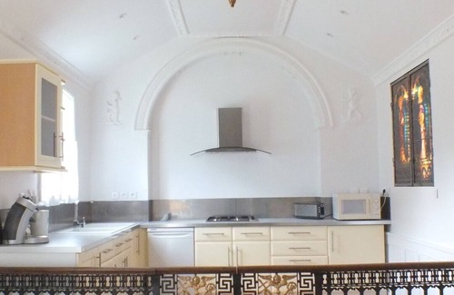 Abzac Cottage | The Chapel of the Domaine de Choisy near Saint Emilion