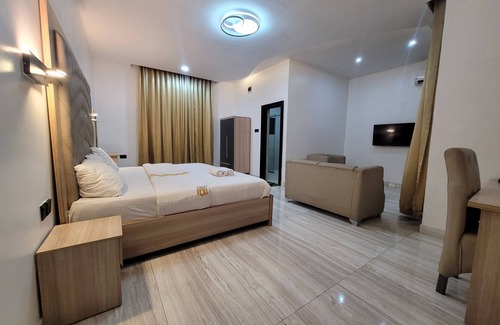 Port Harcourt Hotel | The Charis Hotel and Suites