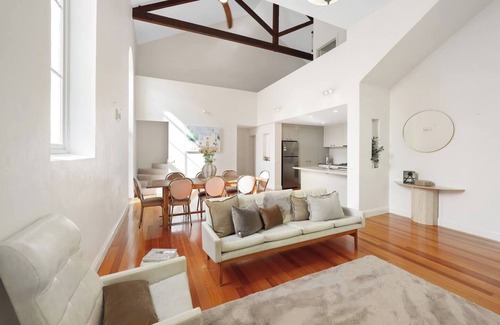 Warrnambool Apartment | The Church, 2 bedroom, 2 bathroom, CBD location