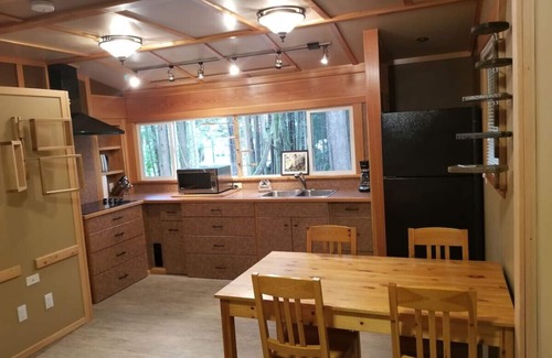 Ucluelet Cabin | The Clearwater Cabin