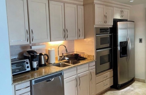 Sea Point Condo | The Cliffs 2BR 2.5BA Apt Private Beach Sleeps 5nLuxury Oceanfront Apartment