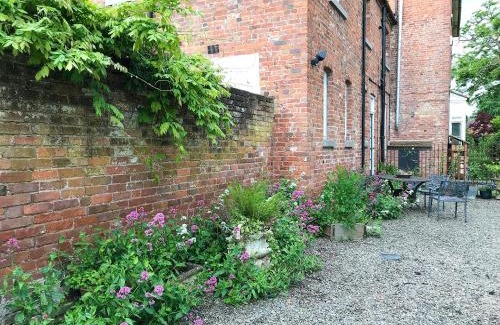 Boraston House | The Coach House