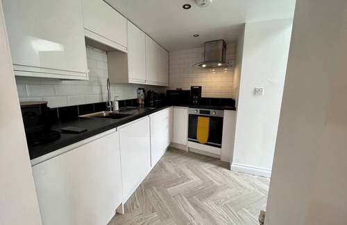 St Austell Cottage | The Coach House - with hot tub