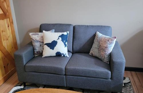 Sandpoint Bed & Breakfast | The Colburn Schoolhouse - Geography suite