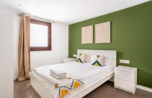 El Poble-sec House | The Collection Barcelona - Modern and bright 4BD triplex in Paralel!