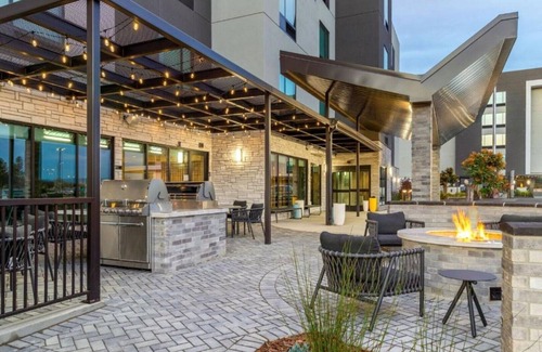 Pleasanton House | The comfort, flexibility and affordability you require.