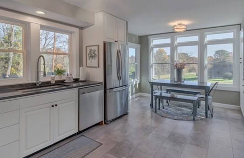 Afton Cottage | The Cottage @ Afton Mountain- Close to Wineries and the Blue Ridge Tunnel!