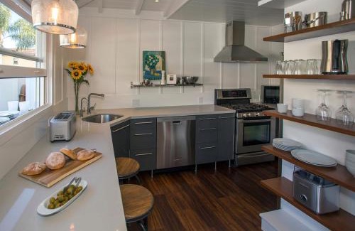 West Beach House | The Cottage at West Beach by Paradise Retreats