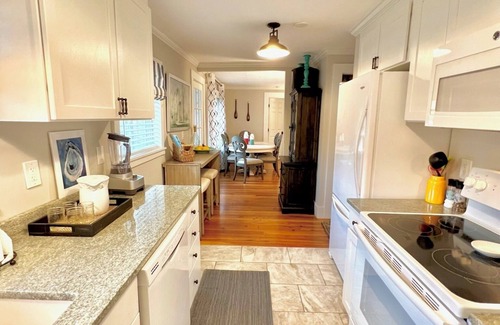 Newport East Cottage | “The Cottages" 3 separate cottages 5 bedrooms