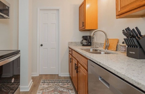 Martinsburg Apartment | The Dazzling Dwelling