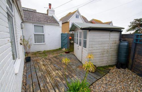 Rye Harbour House | The Dees - Cottage, Rye Harbour
