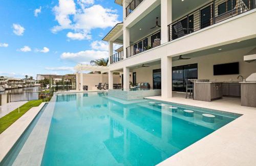Holiday Isle House | The Destin Boathouse