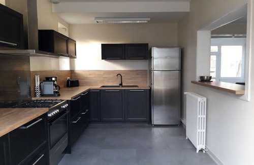 Perros-Guirec Cottage | The Dispensary ★, big house in Perros-Guirec (Côtes d'Armor, Brittany)