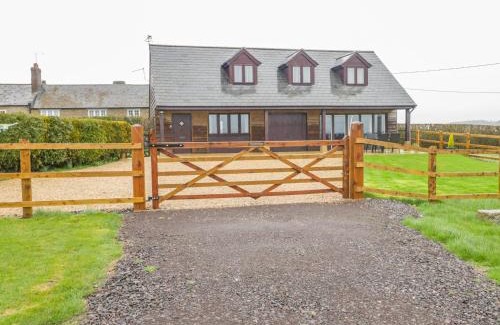 Alweston House | The Donkey Shed