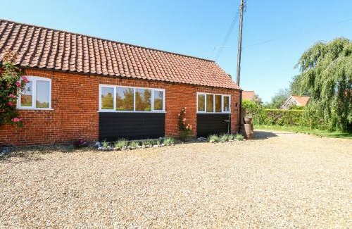 Stow Bedon House | The Duck House
