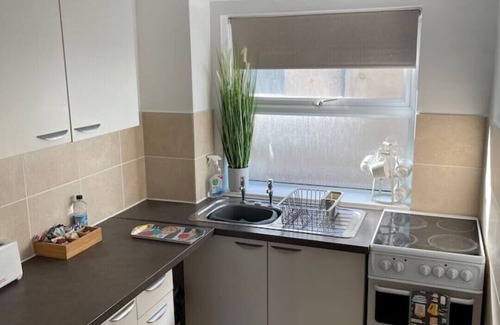 Eastbourne City Centre Apartment | "The Elegance" Seafront Apartment