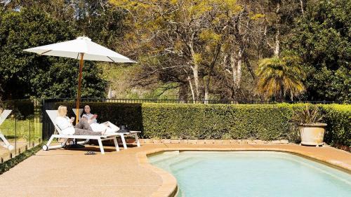 Bobs Farm House | The Entertainer’s Estate with Pool