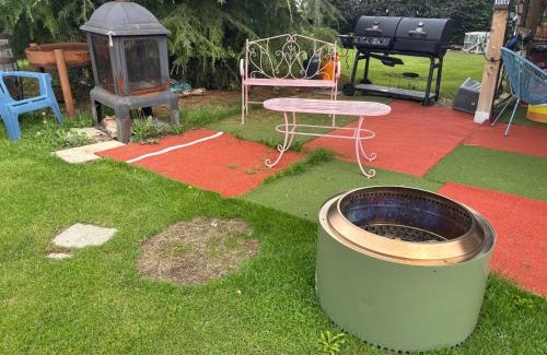 Kilkenny House | The Folly Self Catering Sleeps 28 7 bedrooms