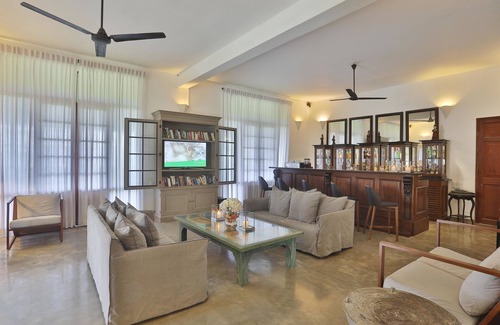 Talpe Hotel | The Frangipani Tree By Edwards Collection