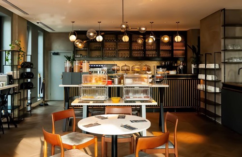 Whitechapel Apartment | The Gate London City