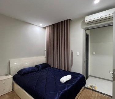 District 4 Apartment | The Gold View